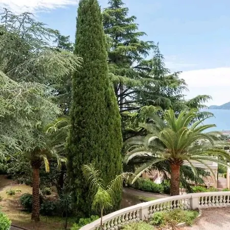 Apartment Cannes, Garden Level, Pool, Nearby Beaches *
