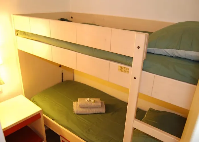 Apartment Cannes, Garden Level, Pool, Nearby Beaches *