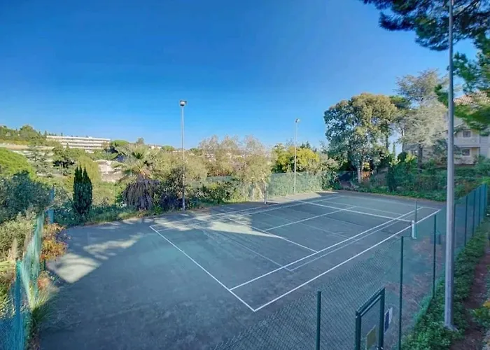 Apartment Cannes, Garden Level, Pool, Nearby Beaches